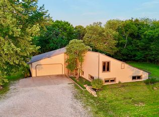 14305 35th St, Perry, KS 66073