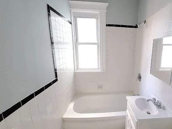 2nd image of 432 S 14th St #Cpm1
