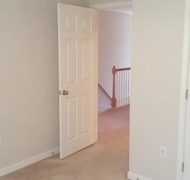 2740 Parview Way — Photo 24