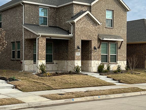 4th image of 1621 Blakely Pl