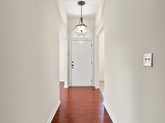 4th image of 193 Fort Milton Dr