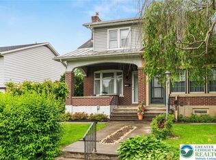 2110 Huckleberry Rd S, Allentown, PA 18104