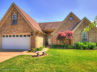6899 Tyler Dr, Walls, MS 38680