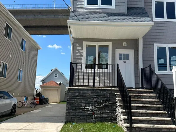 50 John St, Staten Island, NY 10302