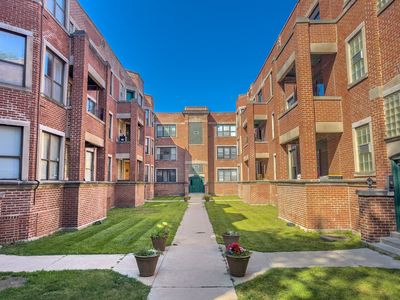 6104 S Dorchester Ave APT 3N, Chicago, IL, 60637