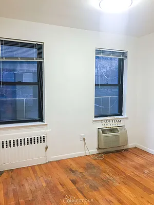 Rented by City Connections Realty | media 29