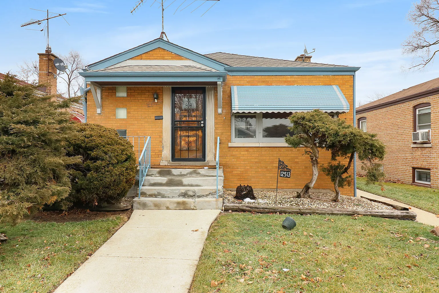 12513 S Yale Ave photo 1