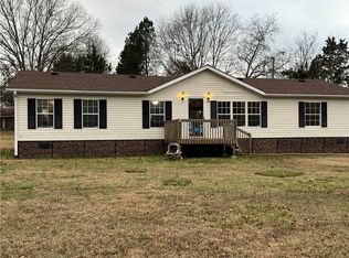 609 Old Asbury Rd, Anderson, SC 29625