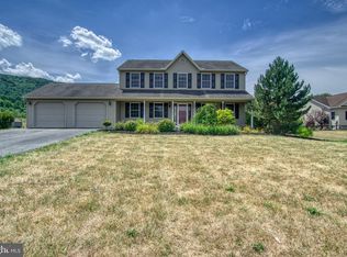 990 Pine Rd, Carlisle, PA 17015