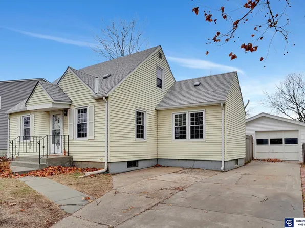 2901 N Cotner Blvd, Lincoln, NE 68507