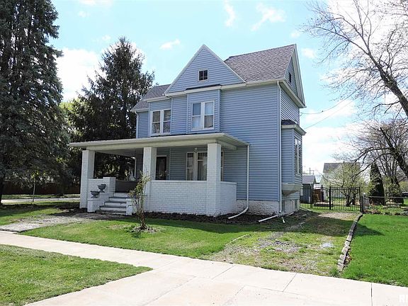 3rd image of 1284 E Brooks St