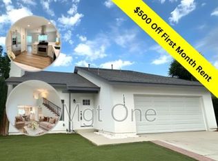 1022 Blossom Hill Dr, Corona, CA 92878
