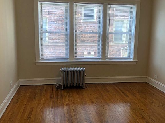 4th image of 4810 W Cortland St #1ST