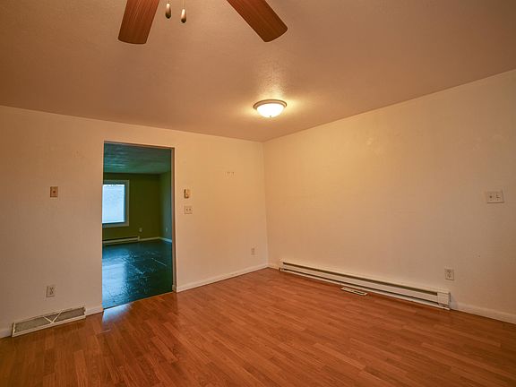 5th image of 720 Fairwood Dr #4