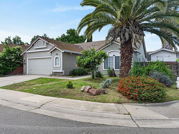 2nd image of 8148 Silverleaf Way