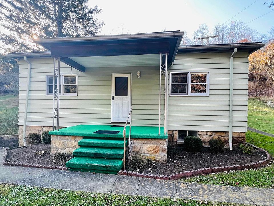 1st image of 62 Newcastle Ln