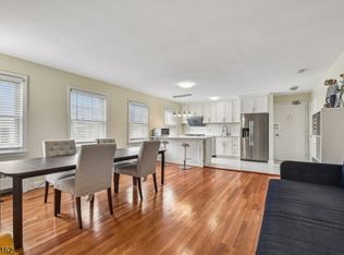 176 Millburn Ave APT 29, Millburn, NJ 07041