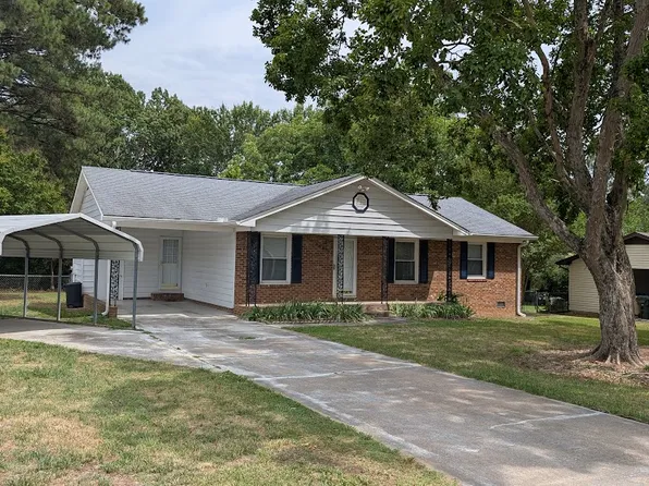 103 Forest Manor Dr, Garner, NC 27529