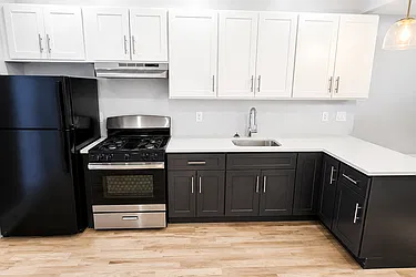 81 Bostwick Avenue, #2R1