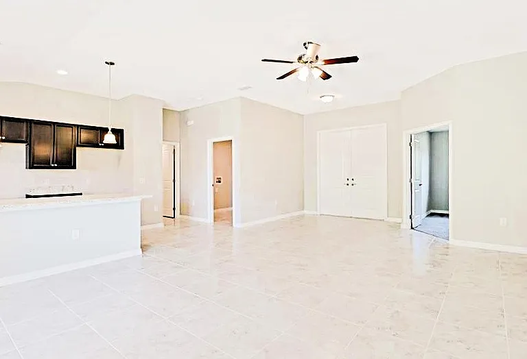 347 Pinehurst Ave — Photo 3