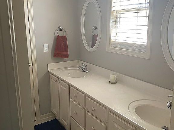5th image of 3212 SW Rockbridge Dr