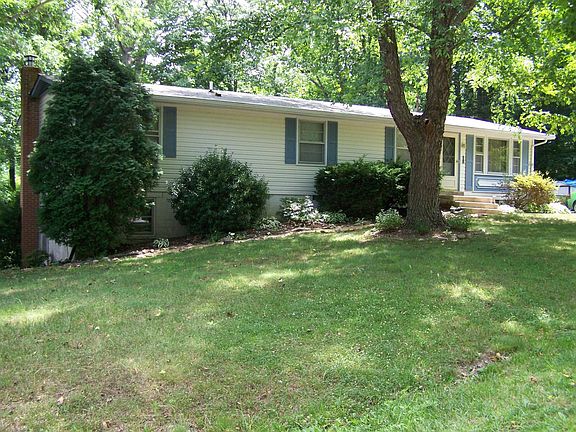 2nd image of 29726 Skyview Dr