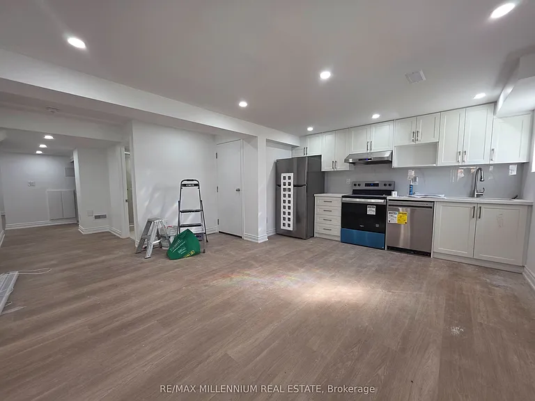 253 Easts Corners Blvd #LOWER LEVEL — Photo 14