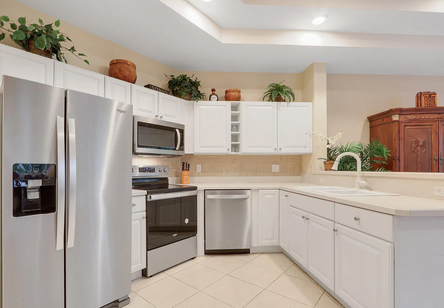 1 bed, 1.5 bath, 900 sqft, $1,750 — Photo 4
