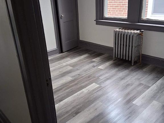 2nd image of 5727 Woodcrest Ave