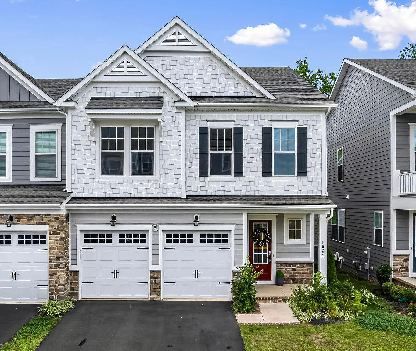 5 bed, 4.5 bath, 4010 sqft, $4,400 — Photo 1