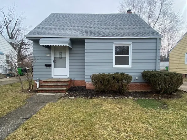 805 E 254th St, Euclid, OH 44132