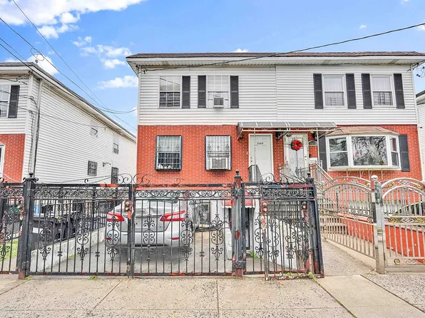 2069 Seward Ave, Bronx, NY 10473