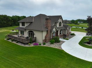 907 Kelland Dr, Norfolk, NE 68701