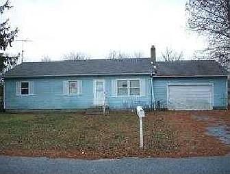 1st image of 217 Glen Oak Cir