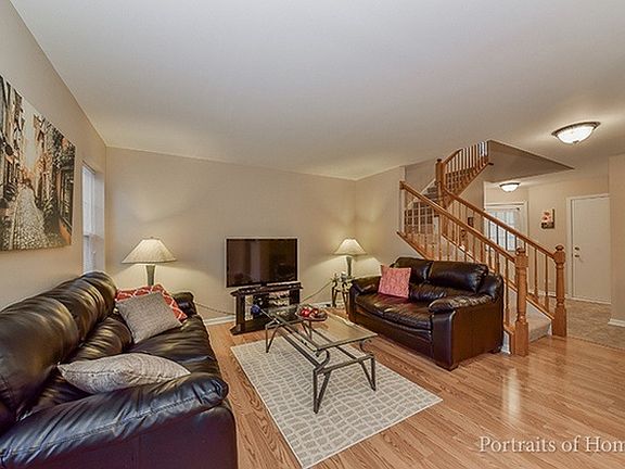 5th image of 2423 Stoughton Cir