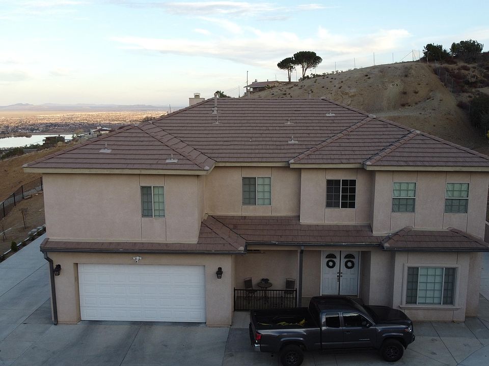 1st image of 1018 Lakeview Dr
