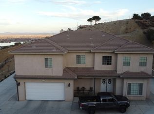 1018 Lakeview Dr, Palmdale, CA 93551