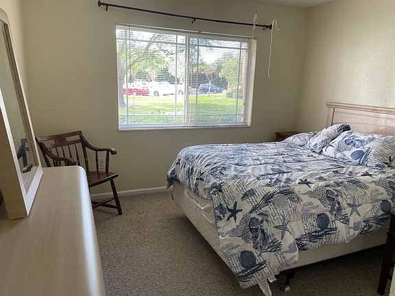 5th image of 161 SW Palm Dr
