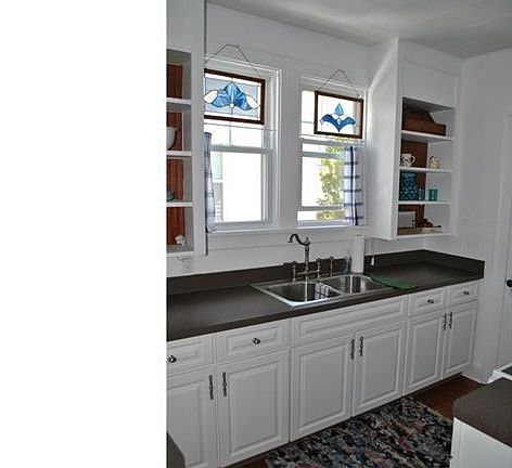 3rd image of 2036 Marlowe Ave