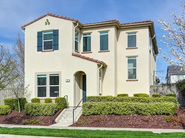 25 Larry Welden St, Sacramento, CA 95816