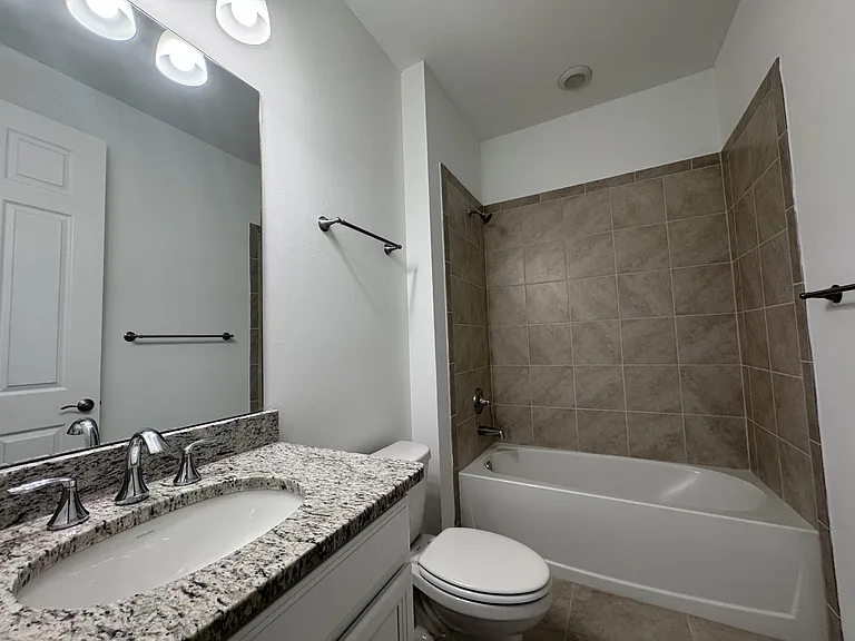 209 Vinadio Blvd — Photo 17