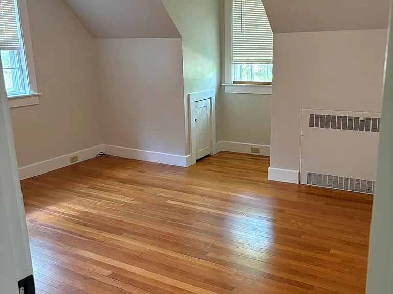 15 Ridgewood Ave — Photo 32