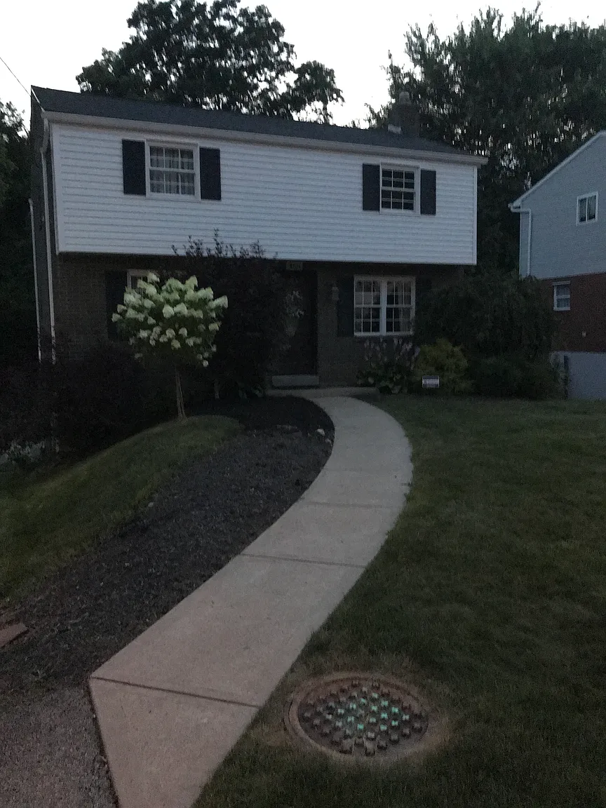 468 Rainier Dr photo 1