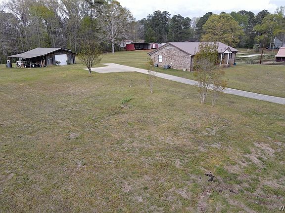 3rd image of 11720 Overland Rd
