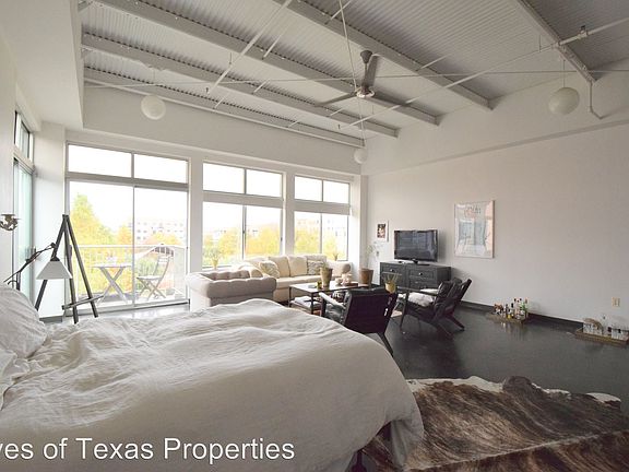 5th image of 2401 E 6th St Ste 4066