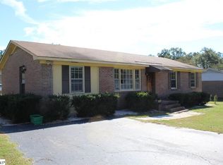156 Belvedere Dr, Spartanburg, SC 29301