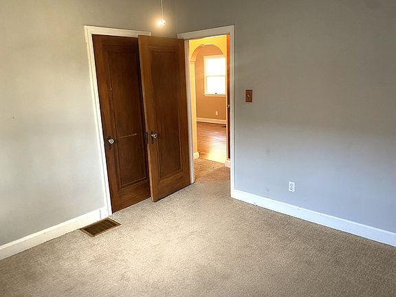 5th image of 5216 Relluk Dr