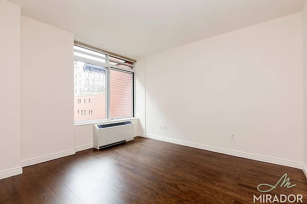 Rented by Mirador Real Estate | media 44