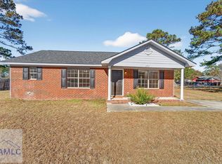 171 W Kenny Dr, Hinesville, GA 31313