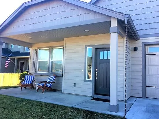 3 bed, 1574 sqft, $2,800 — Photo 2